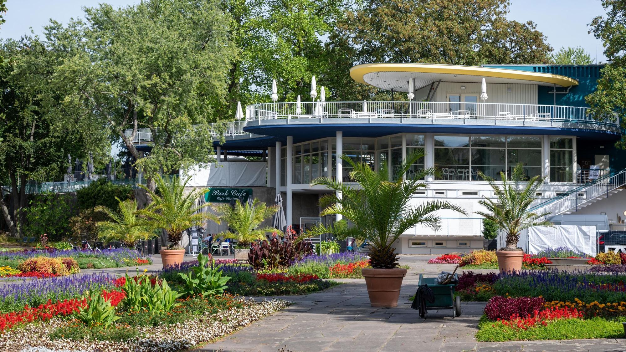 Parkcafé im Rheinpark.