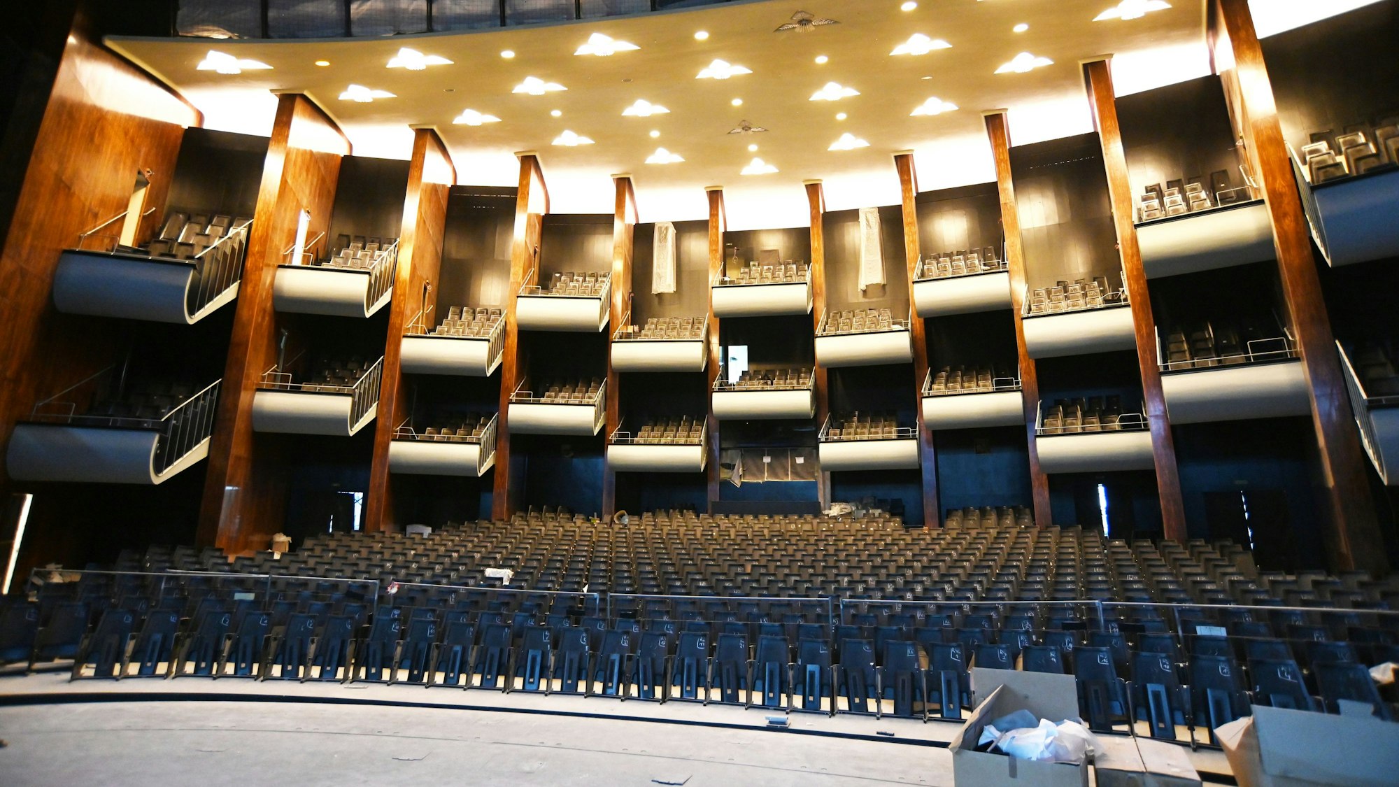 Blick in den Opernsaal.