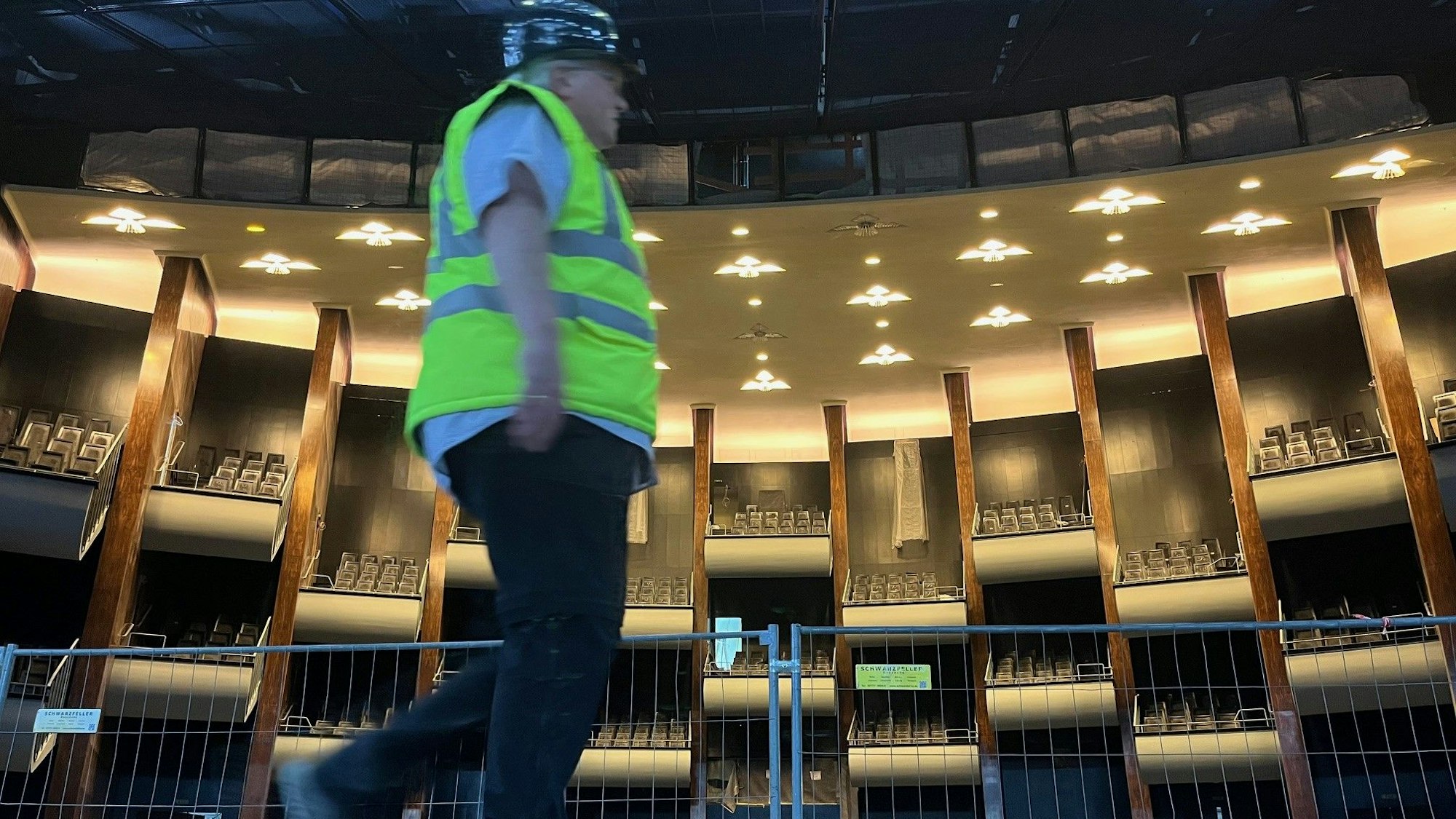 Blick in den Opernsaal.