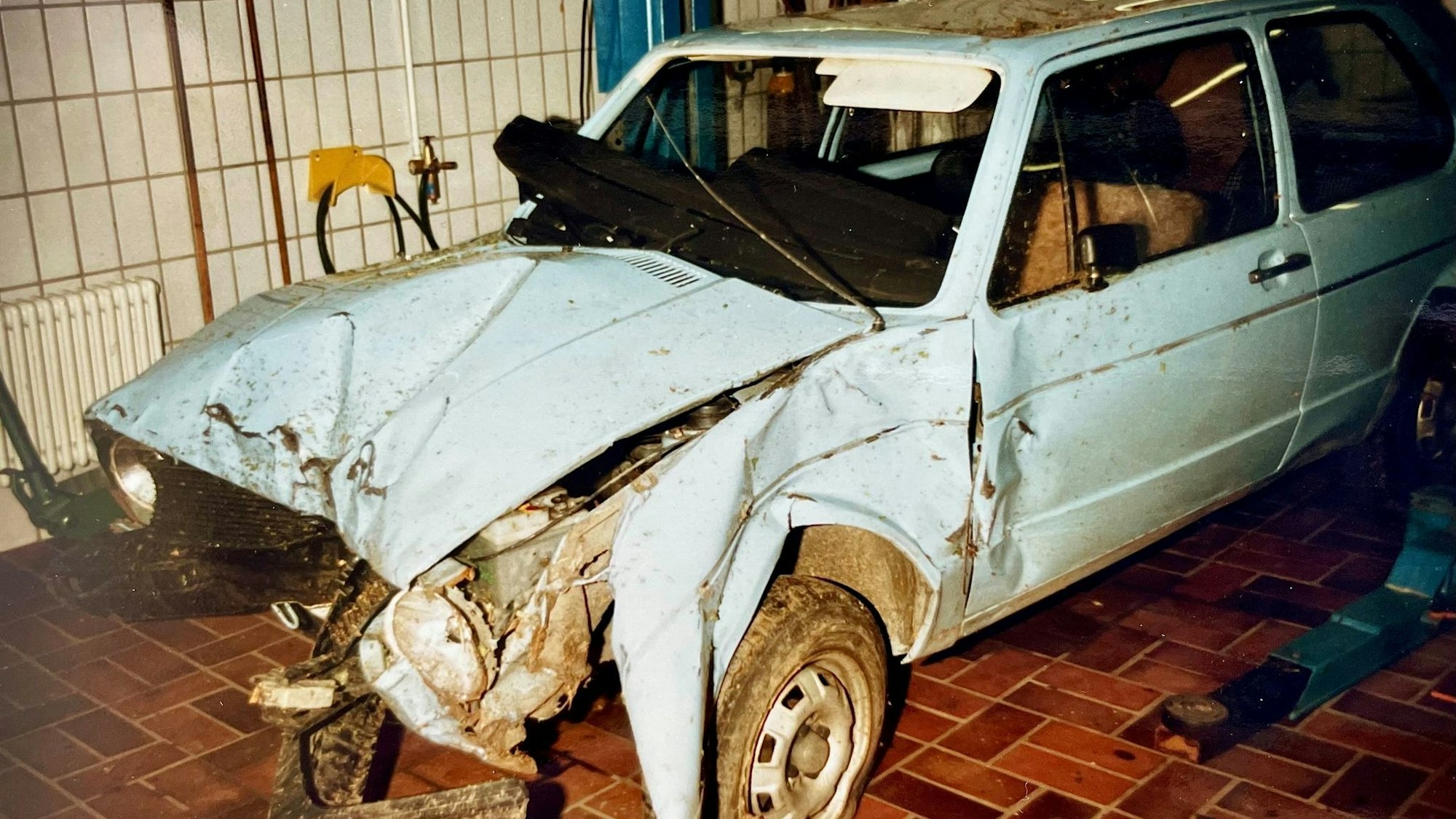 Der Unfallwagen im Yogtze-Fall.