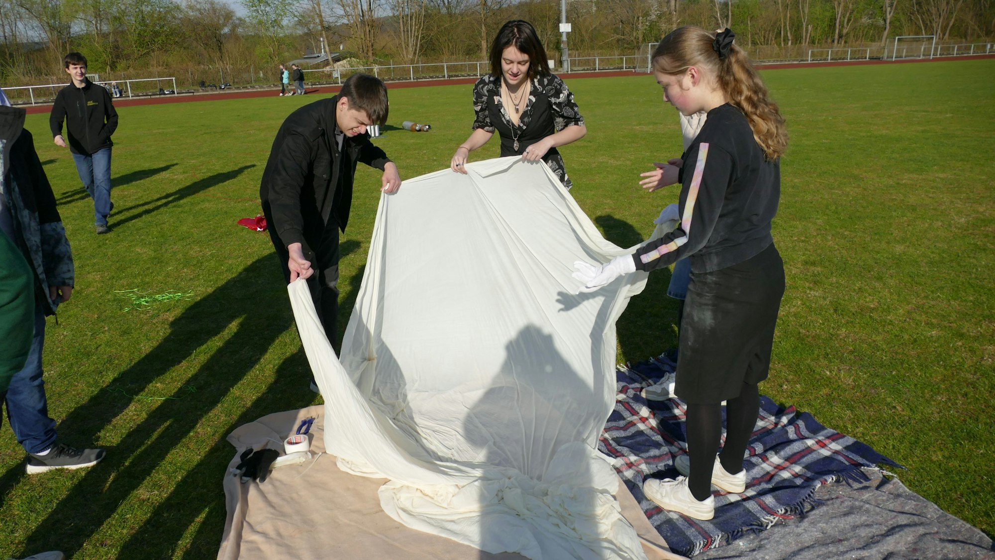 Löcher in der Ballonhaut sorgten dafür, dass die Hülle riss.