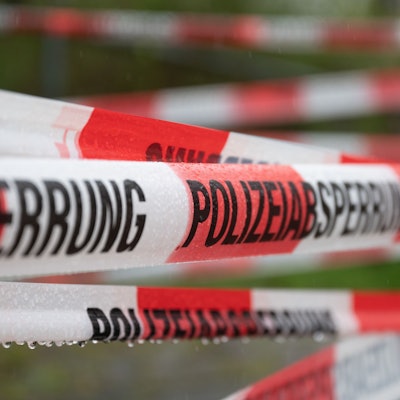 ARCHIV - 15.04.2023, Sachsen, Dresden: In Hagen muss eine Fliegerbombe aus dem Zweiten Weltkrieg entschärft werden. (Symbolfoto) (zu dpa: «Wende in «Cold Case»: Yogtze-Fall aufgeklärt») Foto: Sebastian Kahnert/dpa +++ dpa-Bildfunk +++