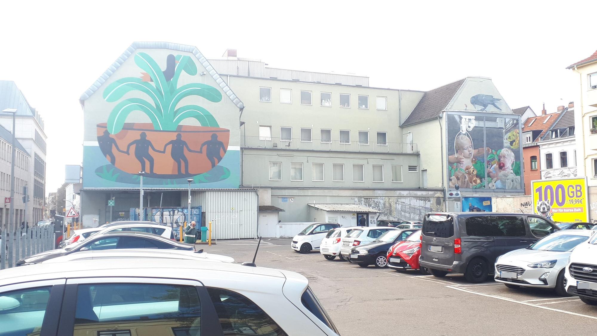 Parkplatz des Galeria-Kaufhauses, Ecke Wilhelmstraße / Gartenstraße / Nelkenstraße