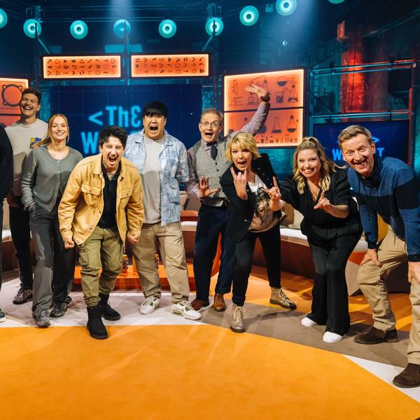 Die Teilnehmenden von „The Way Out“ im Studio: Papaplatte, CrispyRob, Julia Beautx, Joey‘s Jungle Michael Kessler, Caro Frier, Wigald Boning, Mirja Boes, Julien Bam und Joon Kim