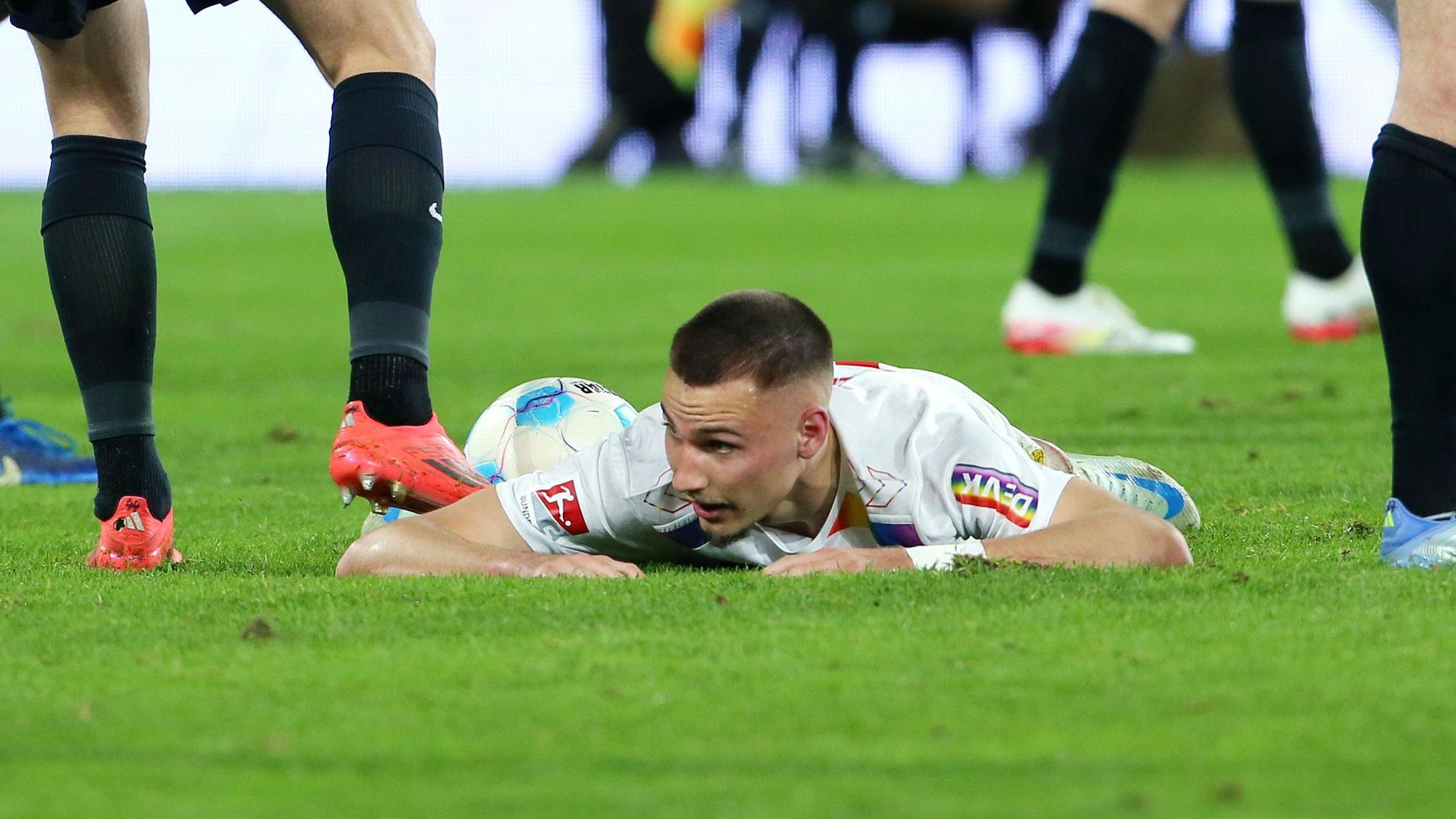Tim Lemperle fand am Samstagabend kaum ins Spiel, Kölns herausragendem Offensivspieler fehlt nach langer Verletzung noch die Substanz.