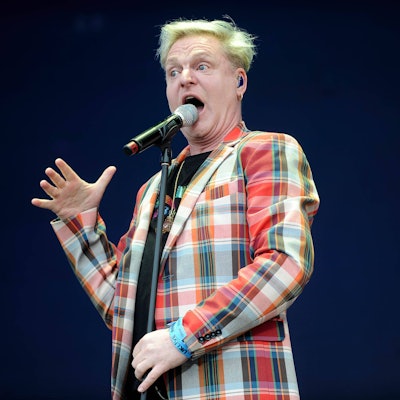 Andy Bell von Erasure bei einem Auftritt im Jahr 2019.