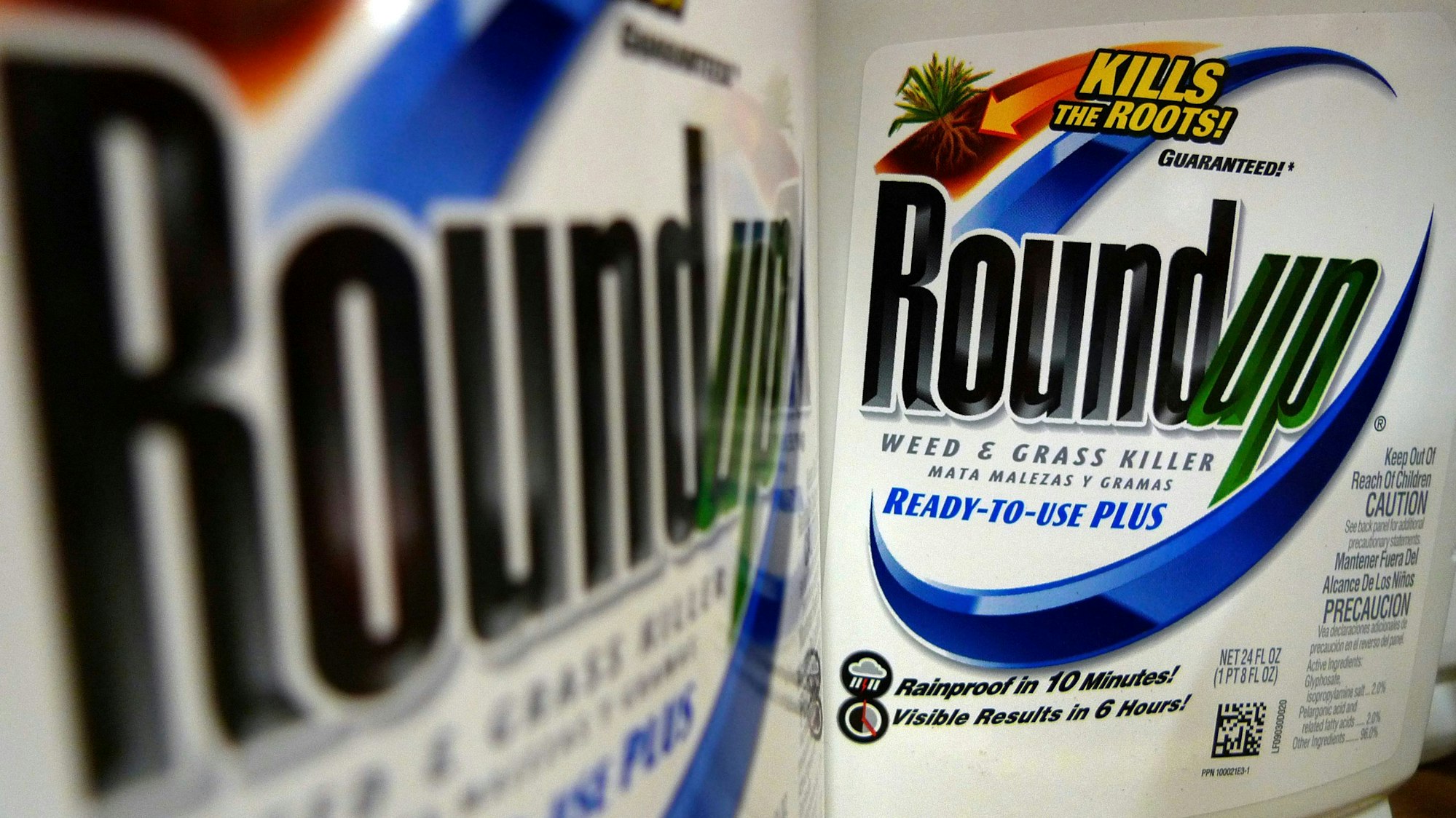 Das von Monsanto hergestellte Unkrautvernichtungsmittel Roundup mit dem umstrittenen Wirkstoff Glyphosat.