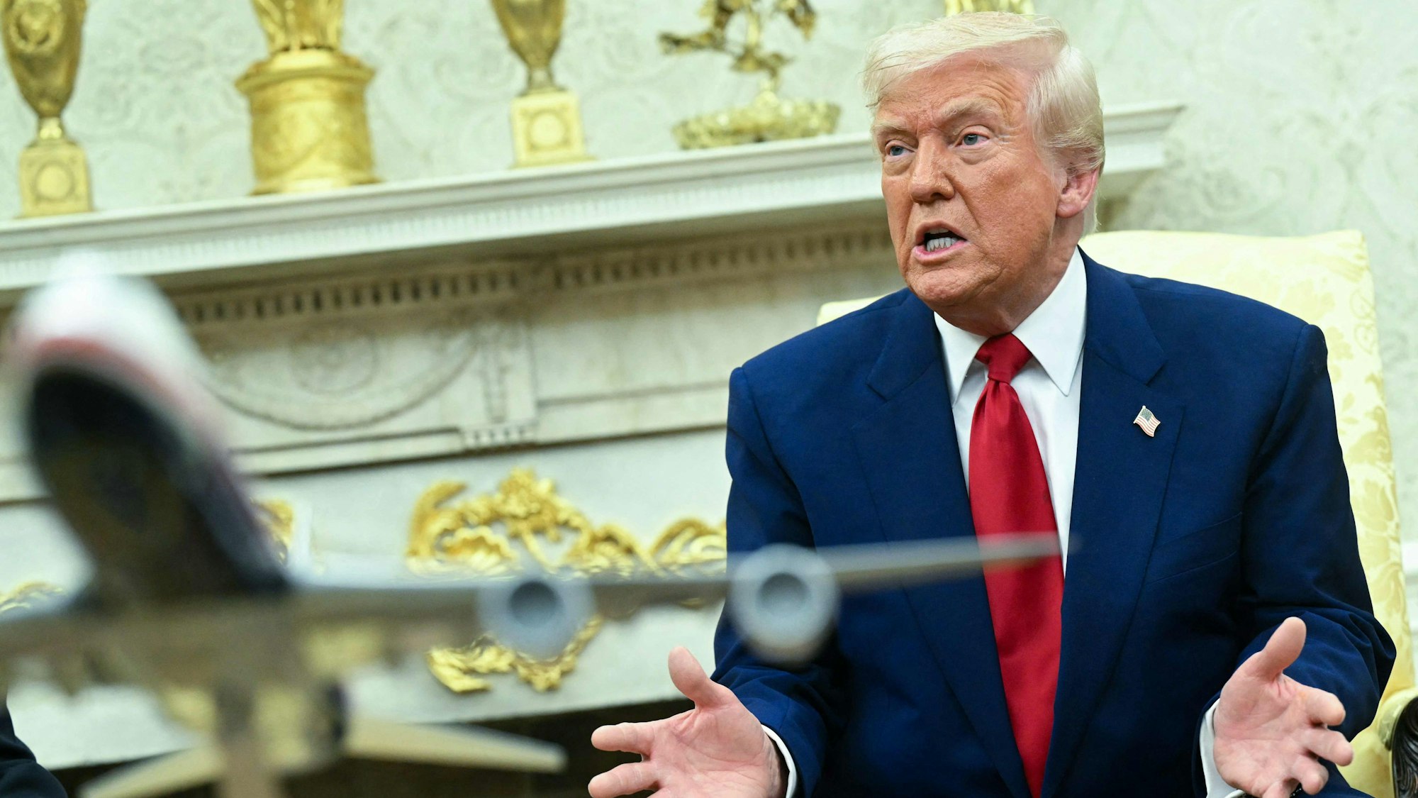 US President Donald Trump speaks during a meeting with Israeli Prime Minister Benjamin Netanyahu in the Oval Office of the White House in Washington, DC, on April 7, 2025. Israeli Prime Minister Benjamin Netanyahu was in Washington on Monday to meet Donald Trump, whom he will likely ask for a reprieve from US tariffs while seeking further backing on Iran and Gaza. (Photo by SAUL LOEB / AFP)