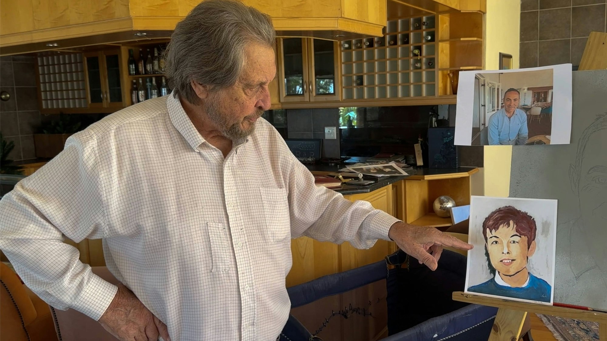 Errol Musk, Elon Musk s father photographed at home in Langebaan north of Cape Town in South Africa on November 13, 2024. This image: A picture of Elon painted by Errol when Elon moved from South Africa. Langebaan SOUTH AFRICA x4912x *** Errol Musk, Elon Musk s father photographed at home in Langebaan north of Cape Town in South Africa on November 13, 2024 This image A picture of Elon painted by Errol when Elon moved from South Africa Langebaan SOUTH AFRICA x4912x PUBLICATIONxNOTxINxDENxNORxSWExFIN Copyright: xTorbjörnxSelanderx/xExpressenx/xTTx ERROL MUSK GWxJUn7NKI8