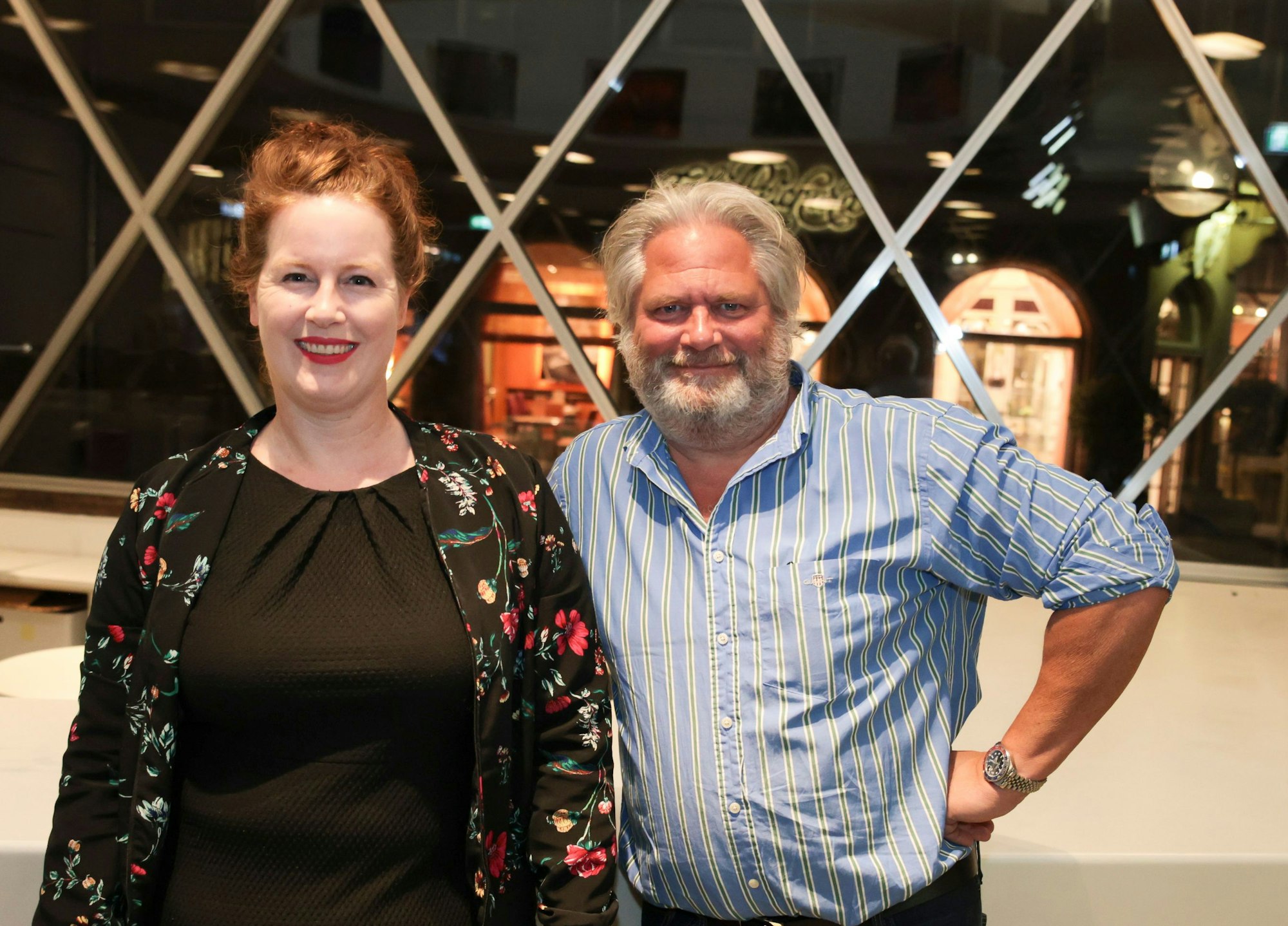 Schlafmediziner Michael Feld beim Medizin-Talk mit Moderatorin Sarah Brasack im Domforum am 20. März 2025