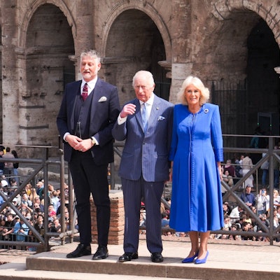 Die britischen Royals vor dem Kolosseum in Rom.