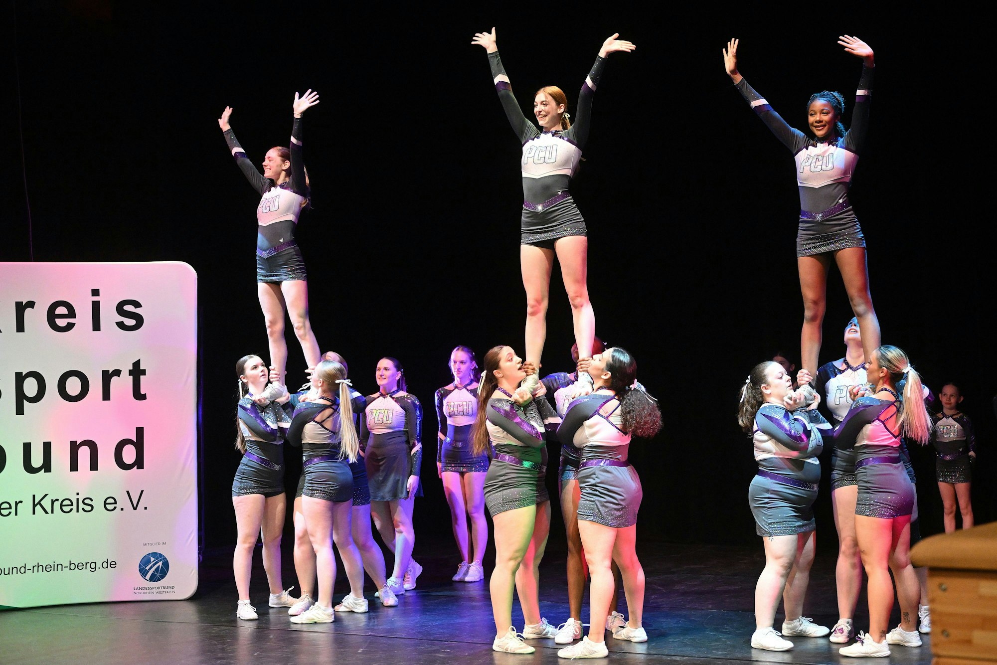 Das Foto zeigt die Passion Cheers vom TV Refrath