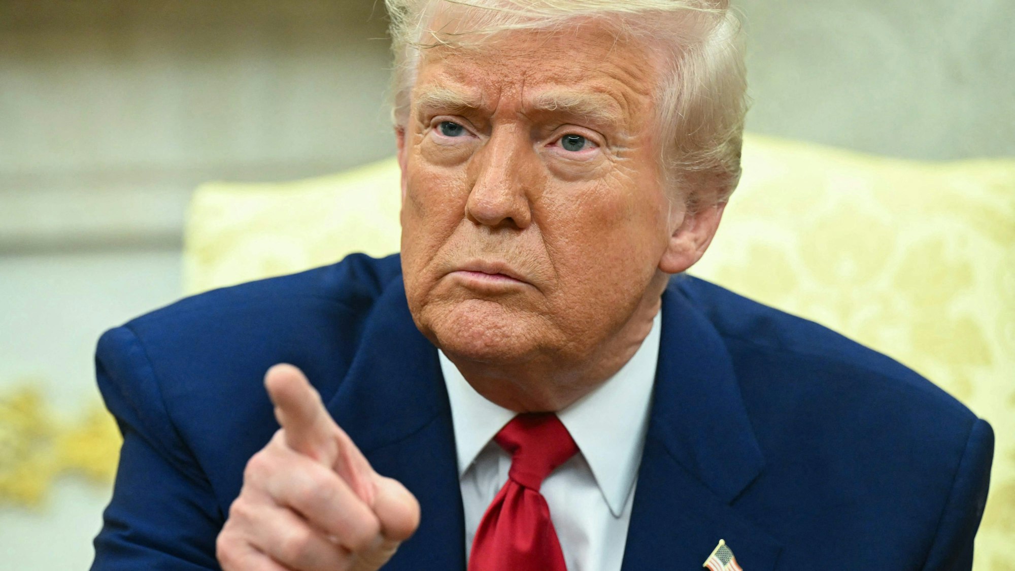US-Präsident Donald Trump am Montag im Weißen Haus. Der Republikaner plant offenbar eine Parade zu seinem Geburtstag. (Archivbild)