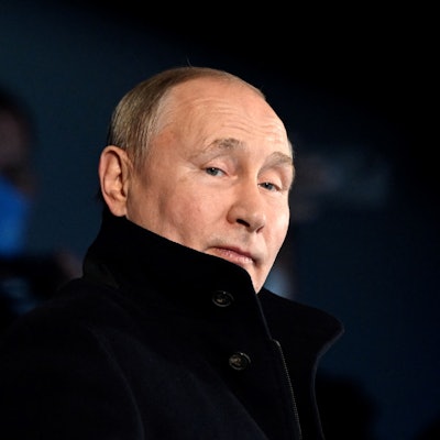 Kremlchef Wladimir Putin bleibt auf Kriegskurs. Aus Moskau kommen derweil warme Worte für die AfD – und antiukrainische „MAGA“-Politiker in den USA. (Archivbild)