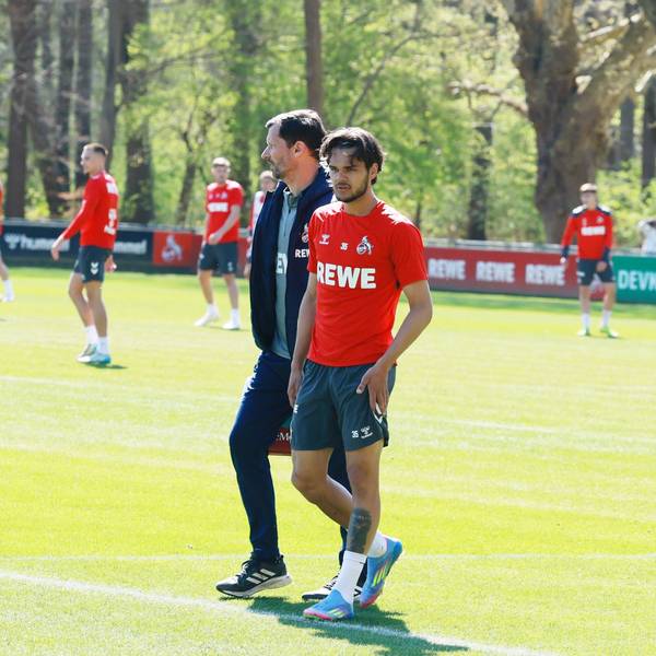 1. FC Köln, Training, Max Finkgräfe ging kurz vor Trainingsende vom Platz (1. FC Köln), 08.04.2025, Bild: Herbert Bucco