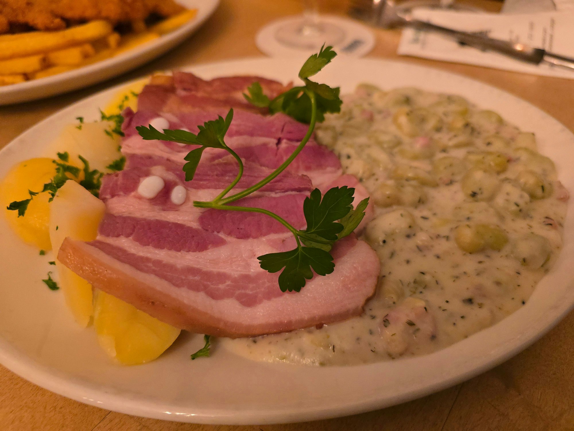 Decke Bunne mit Speck & Salzkartoffeln