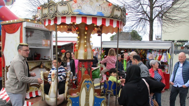 Ein Kinderkarussell wird es auch zum Martinsmarkt wieder geben.