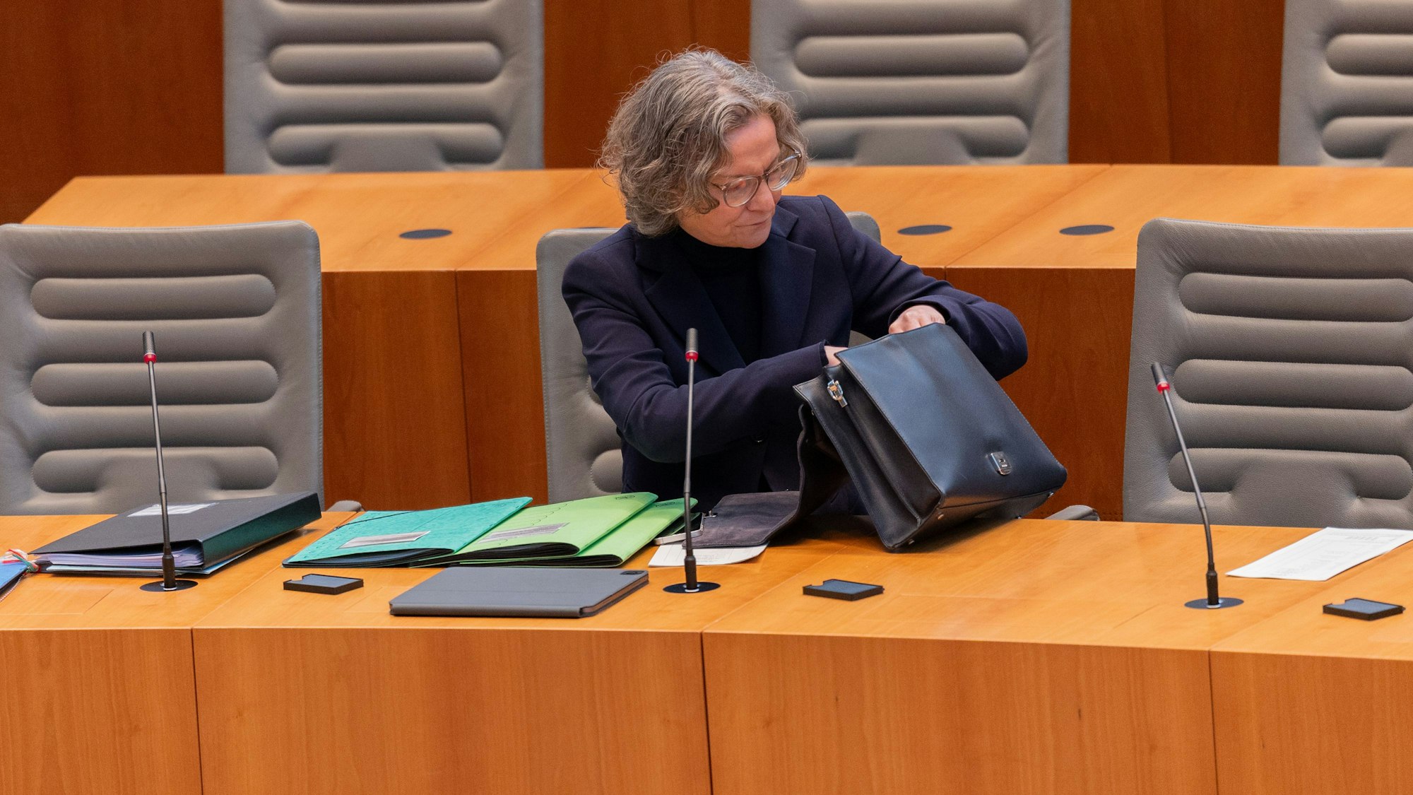 Ina Scharrenbach (CDU) gehört dem NRW-Kabinett seit 2017 als Bauministerin an.