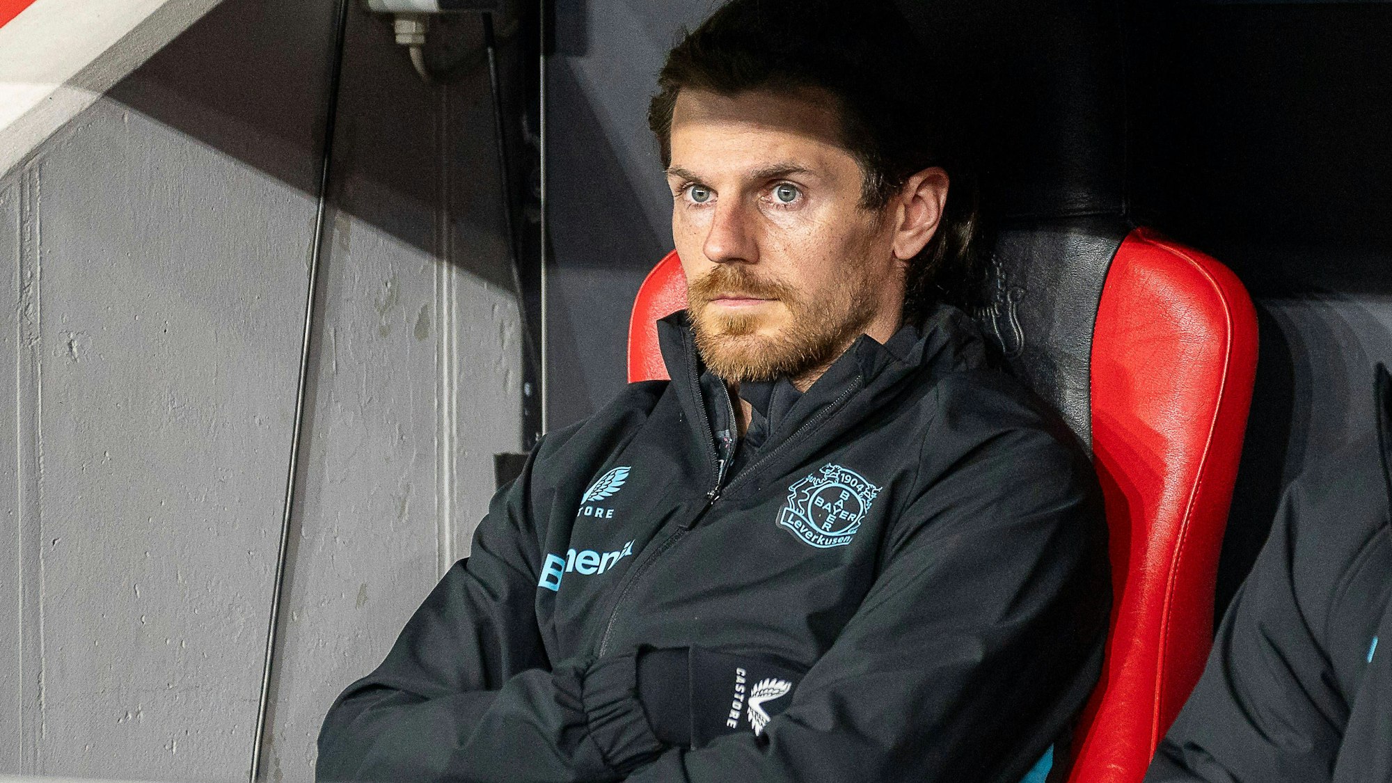 Jonas Hofmann ist aktuell häufig auf der Bank zu finden