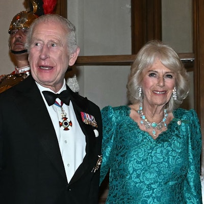 König Charles III. und Königin Camilla treffen am 9. April 2025 zu einem Staatsbankett im Präsidentenpalast Quirinale ein.