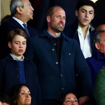 Prinz William und Prinz George auf der Tribüne.