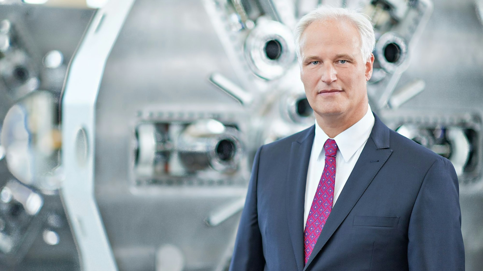 Carl Martin Welcker, Geschäftsführender Gesellschafter der Alfred H. Schütte GmbH & Co. KG in Köln-Poll