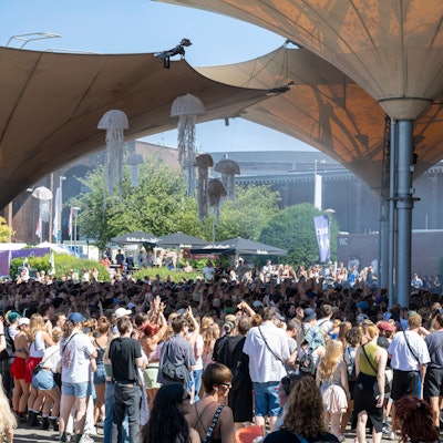 10.08.2024, Köln: Das "Stadt ohne Meer"-Festival feiern die OK Kid im Tanzbrunnen.