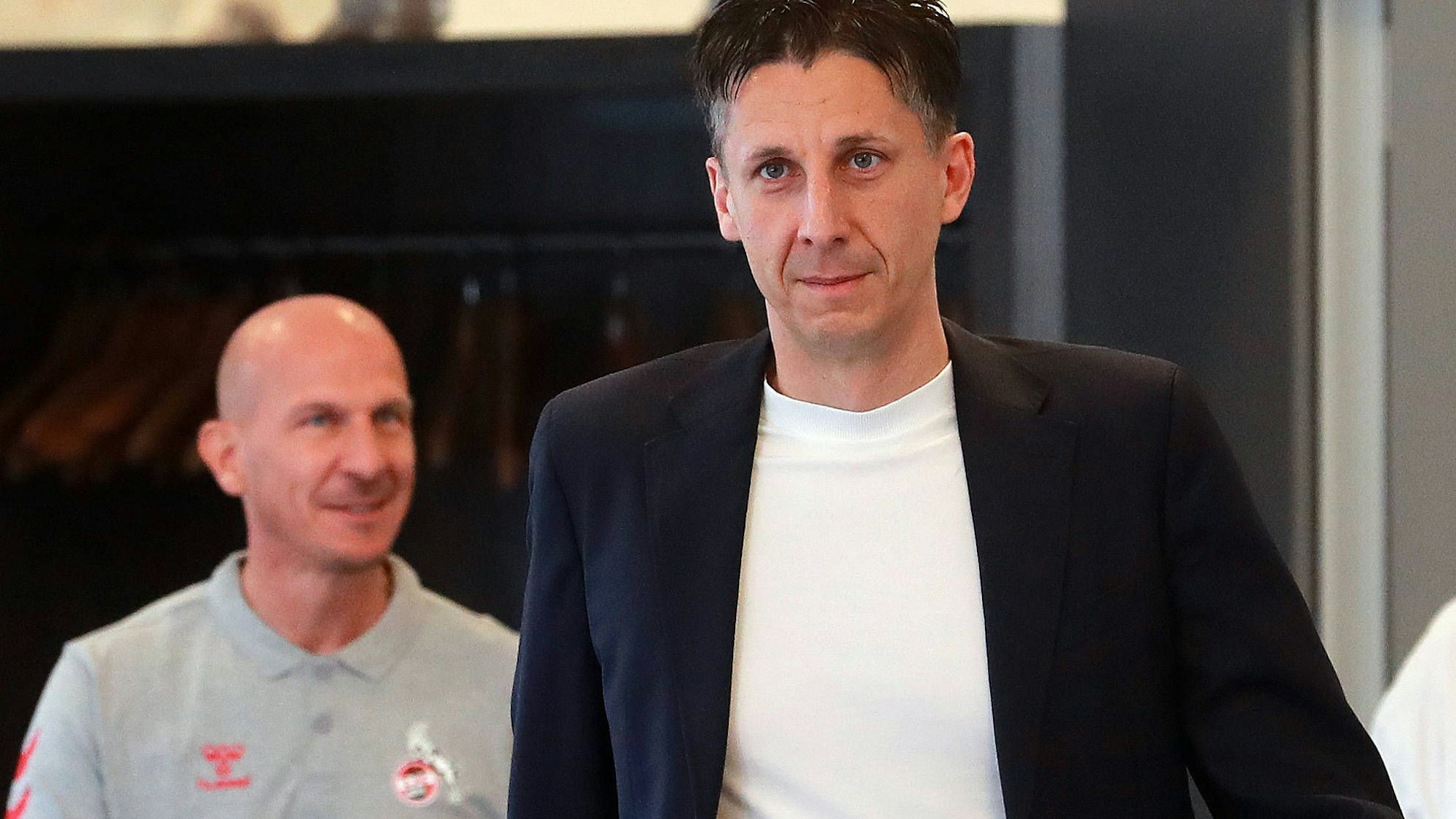 Gerhard Struber (l.) und Geschäftsführer Christian Keller mühen sich derzeit durch die Zweite Liga.