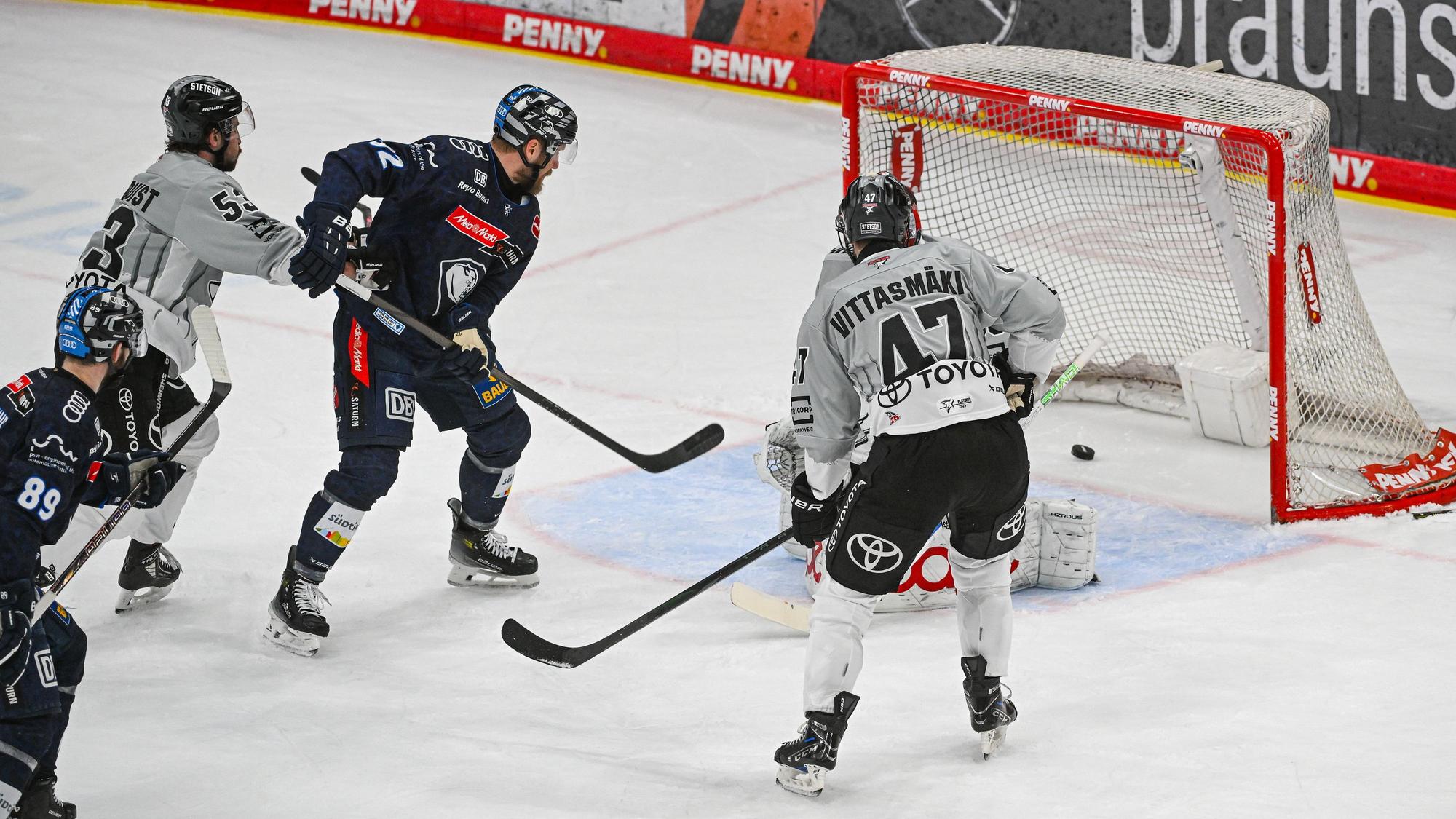 Kölner Haie unterlagen 0:3 gegen Ingolstadt im Playoff-Halbfinale der DEL. Sechstes Spiel in Köln folgt.