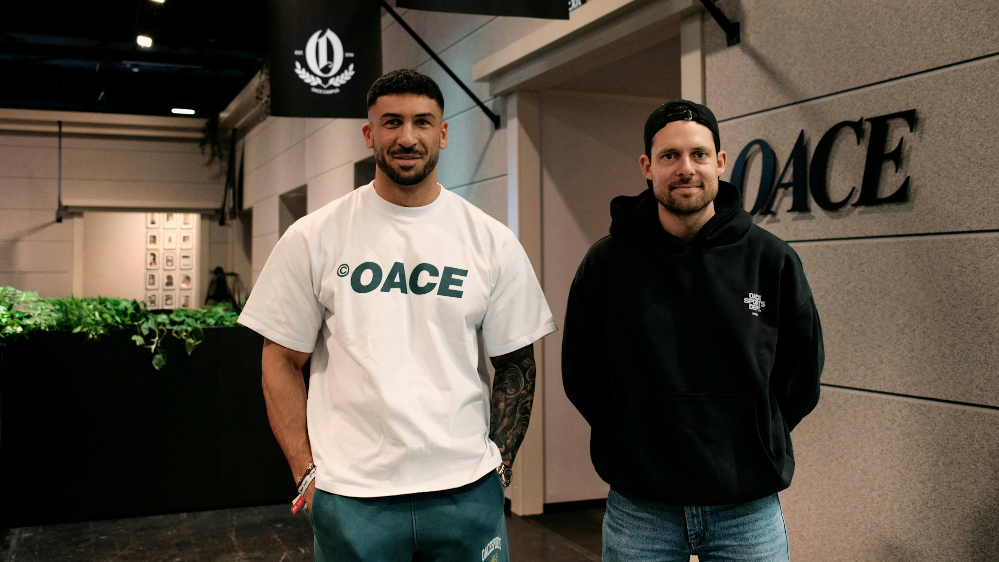 Oace-Mitgründer Atef Al Soufi und Geschäftsführer Alexander Glörfeld auf der Fibo.