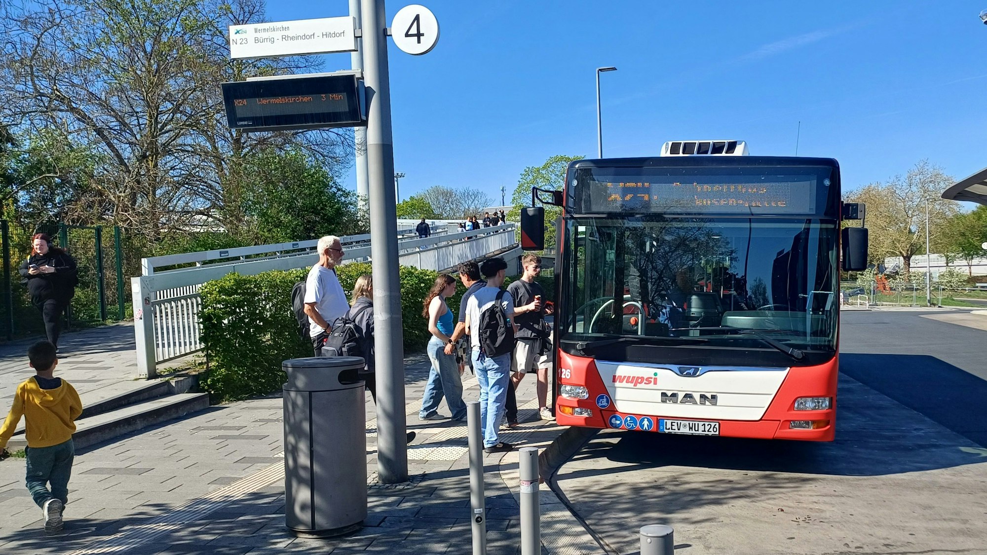Busbahnhof in Leverkusen-Wiesdorf