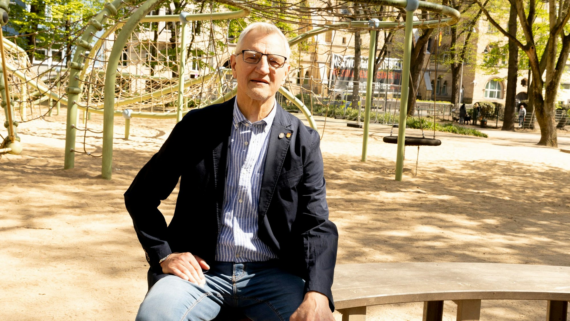 Bezirksbürgermeister Andreas Hupke will weiter in der Politik bleiben.