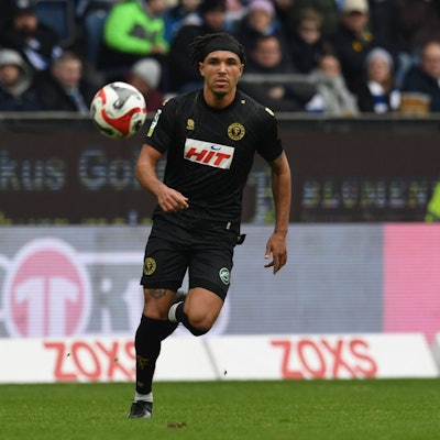 Joshua Eze wird im Sommer zum Drittligisten SC Verl wechseln.