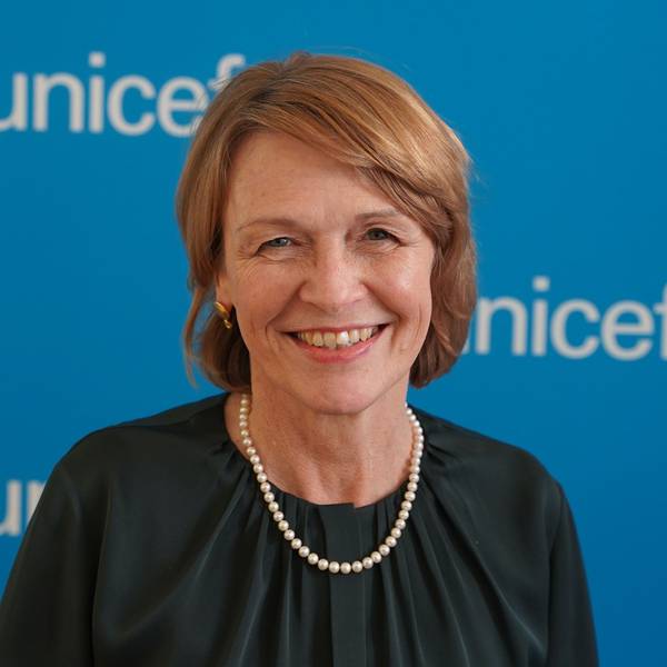 Elke Büdenbender beim Besuch der Unicef-Zentrale in Köln