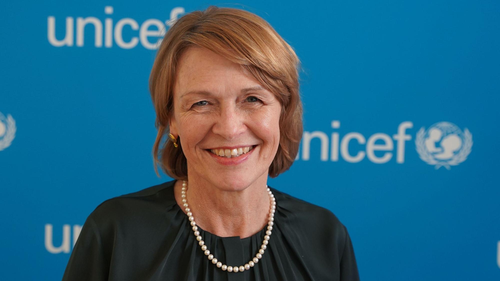 Elke Büdenbender beim Besuch der Unicef-Zentrale in Köln