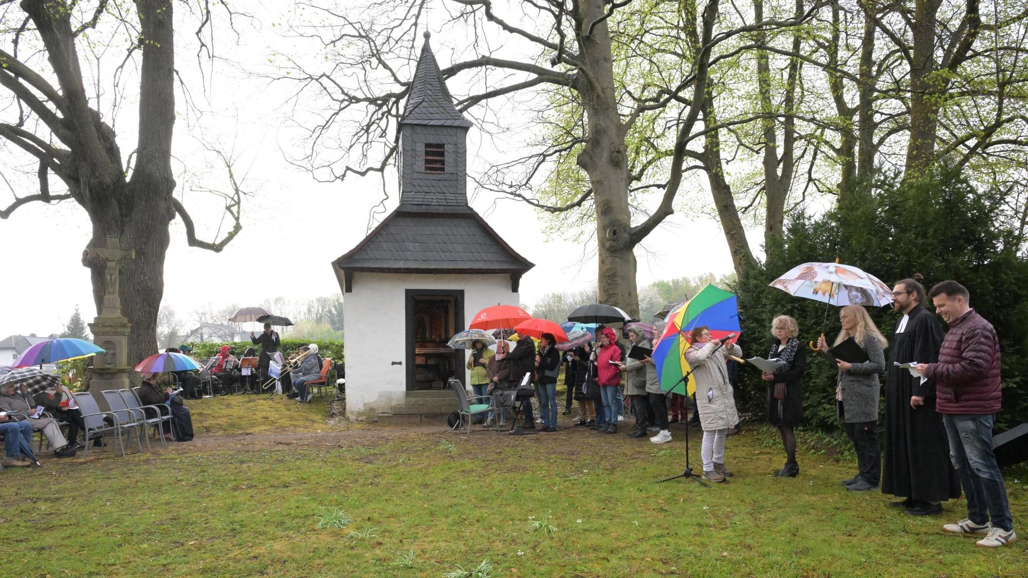 Das Foto zeigt das Ökumenische Friedensgebet in Spitze