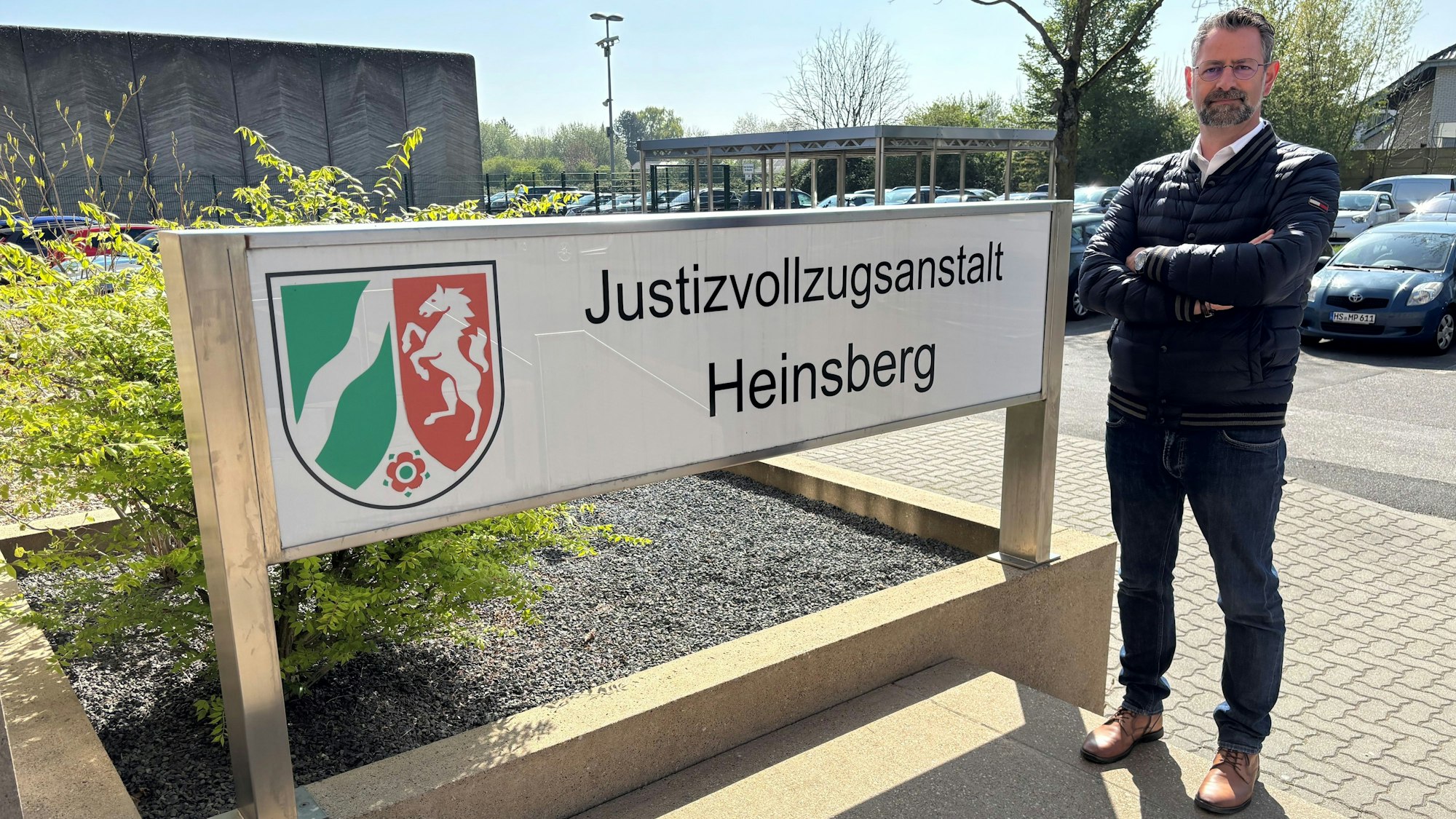 Peter Dohmen betreut das Projekt Handwerk im Hafthaus für den Westdeutschen Handwerkskammertag