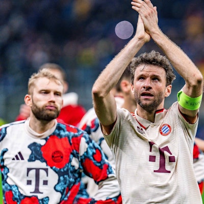 16.04.2025, Inter Mailand vs. FC Bayern München, UEFA Champions League, Viertelfinale-Rückspiel Thomas Müller FC Bayern Muenchen, 25 unzufrieden unglücklich genervt sauer traurig Mimik Gestik *** 16 04 2025, Inter Milan vs FC Bayern Munich, UEFA Champions League, quarter-final second leg Thomas Müller FC Bayern Muenchen, 25 unhappy unhappy annoyed angry sad facial expressions gestures Copyright: xBahhoxKarax