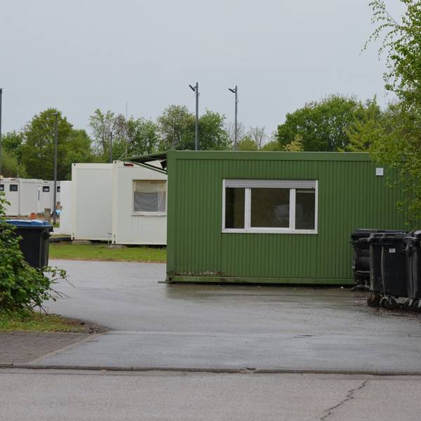 Das Foto zeigt die Container-Unterkunft des Geflüchteten-Wohnheims Bruchhöhe.