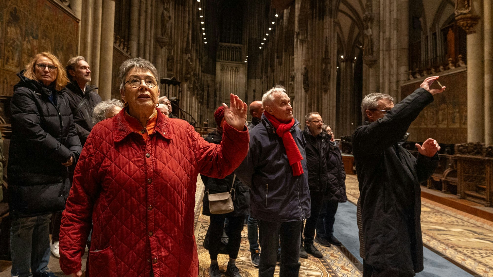 Barbara Schock-Werner ist der Pariser Kathedrale Notre-Dame verwiesen worden. Was unangemeldete touristische Rundgängen im Dom droht.