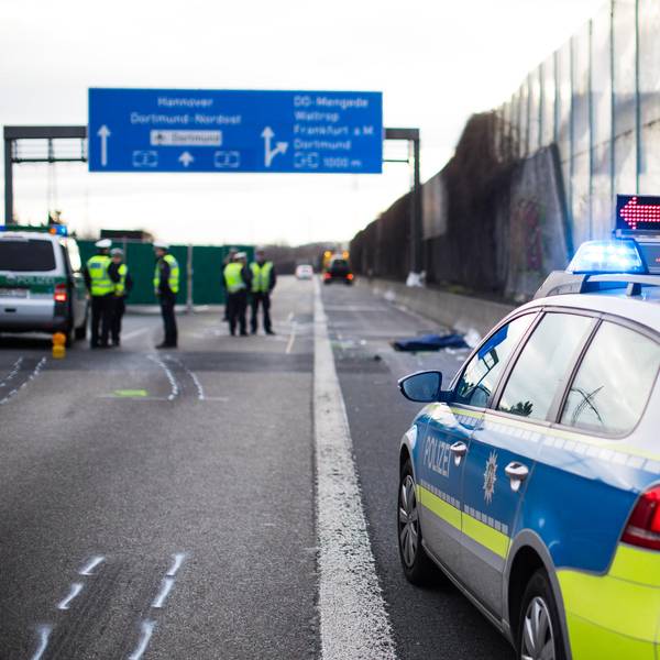 Polizei Autobahn Symbolbild
