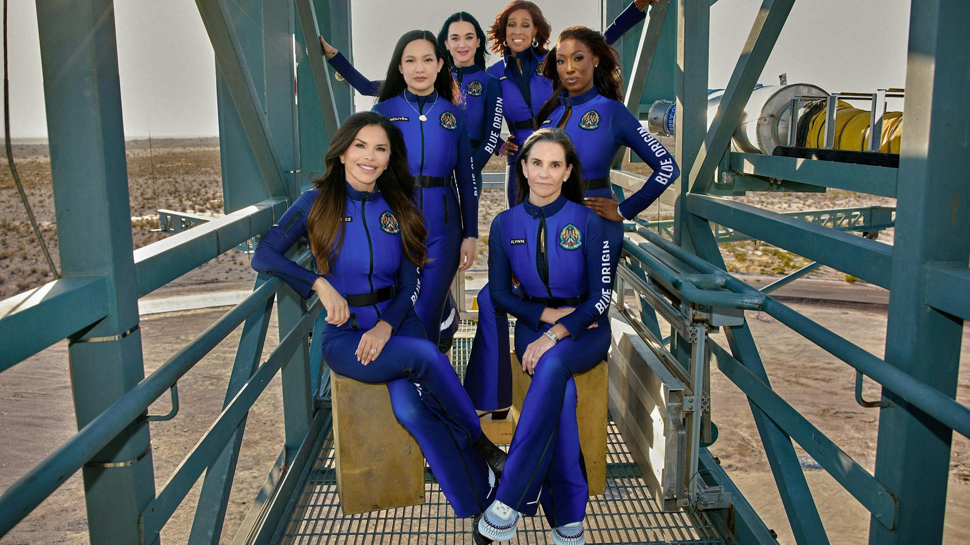 Lauren Sanchez (von vorne links im Uhrzeigersinn), Amanda Nguyen, Katy Perry, Gale King, Aisha Bowe und Kerianne vor ihrem Flug ins All.