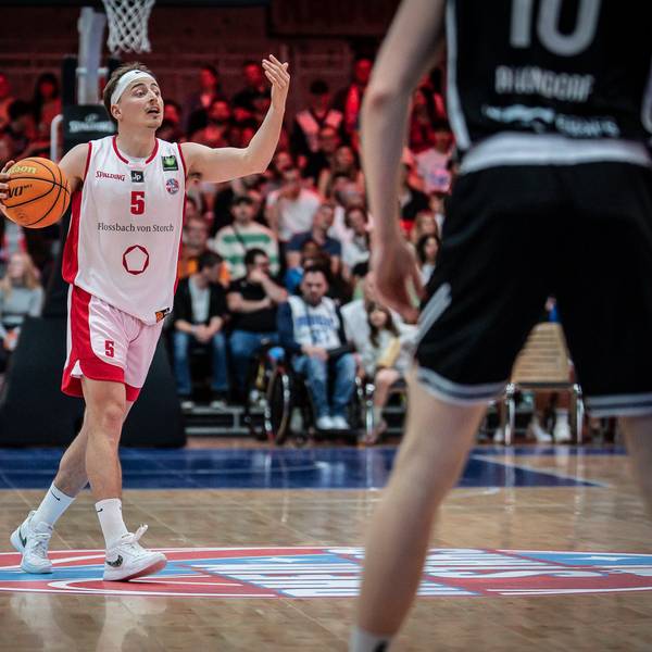 Barmer 2. Basketball Bundesliga ProB: Rheinstars Koeln vs. Dragons Rhöndorf, 12.04.25 Rupert Hennen Point Guard, RheinStars Köln, 5 gestikuliert und dirigiert Köln, 12.04.25 - Barmer 2. Basketball Bundesliga ProB: Rheinstars Koeln vs. Dragons Rhöndorf in der Motor World in Köln. *** Barmer 2 Basketball Bundesliga ProB Rheinstars Cologne vs Dragons Rhöndorf, 12 04 25 Rupert Hennen Point Guard, RheinStars Cologne, 5 gestures and conducts Cologne, 12 04 25 Barmer 2 Basketball Bundesliga ProB Rheinstars Cologne vs Dragons Rhöndorf at the Motor World in Cologne Copyright: xBEAUTIFULxSPORTS/AxelxKohringx