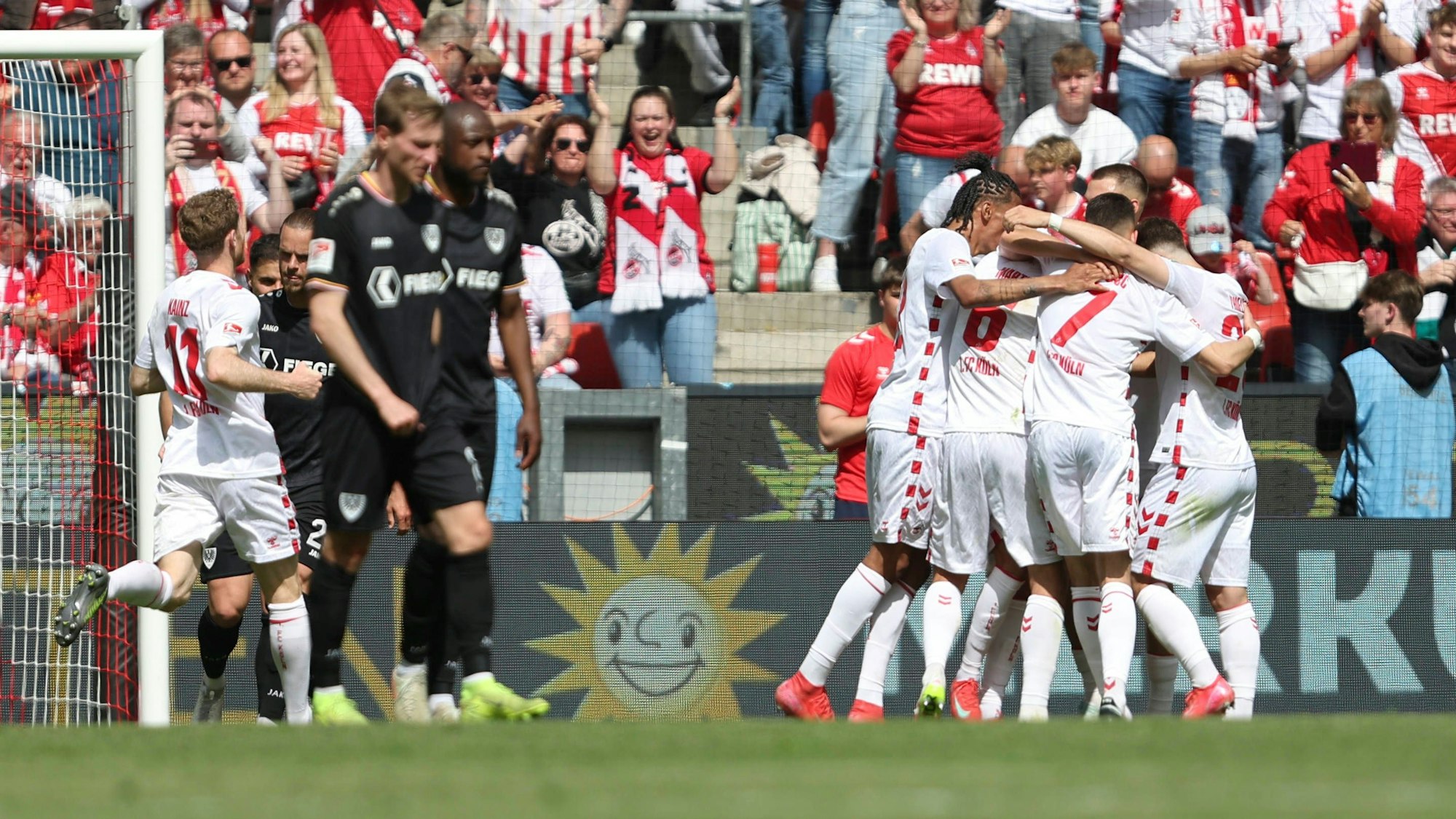 Jubel der Kölner nach dem 2:1.
