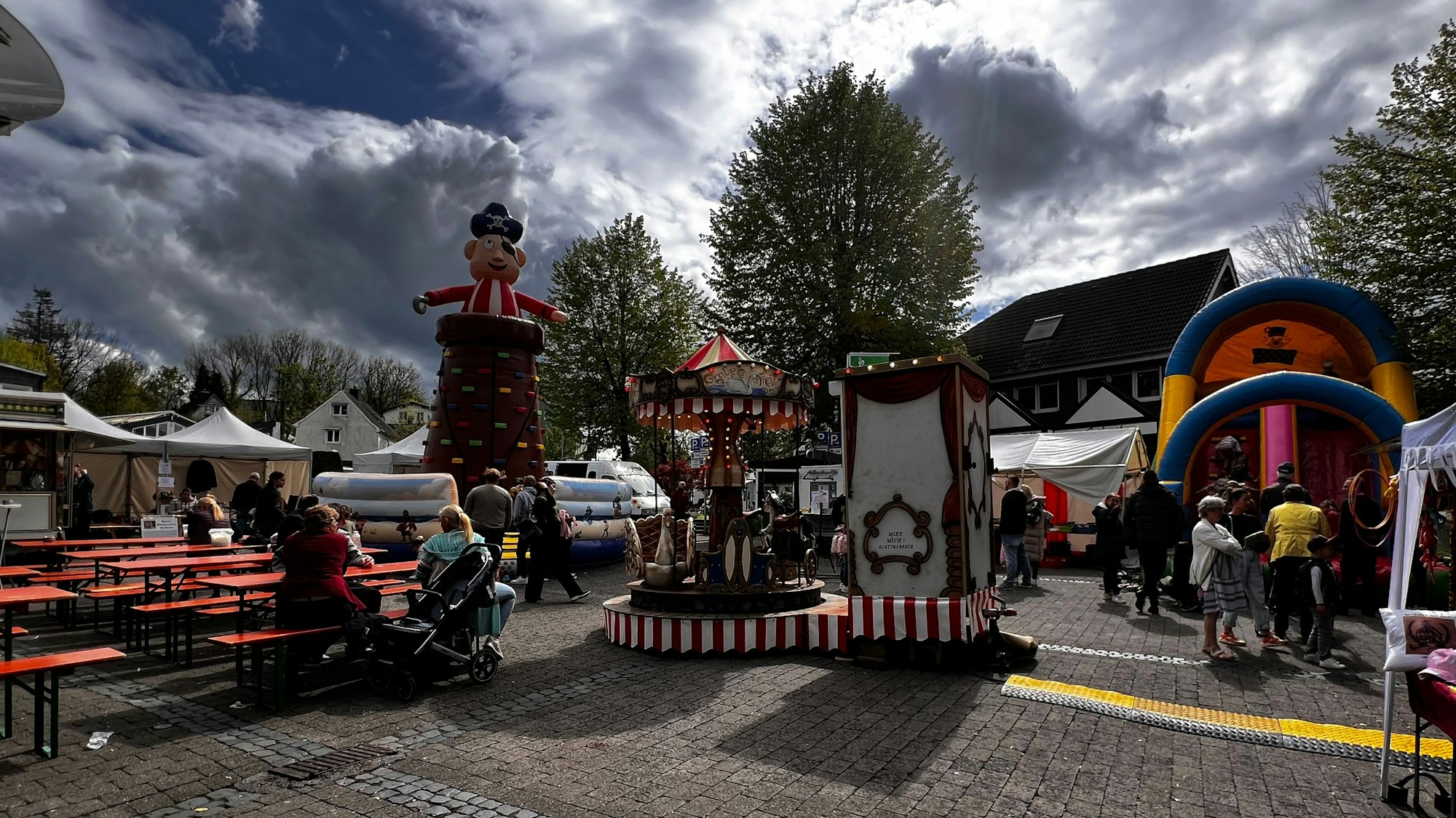 Auch am Montag waren noch Familien nach Burscheid gekommen, am meisten los war am Samstag.