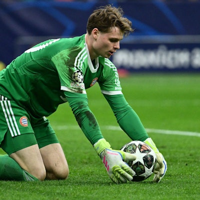 Zeigt zwischen den Pfosten beim FC Bayern München immer bessere Leistungen: Jonas Urbig.