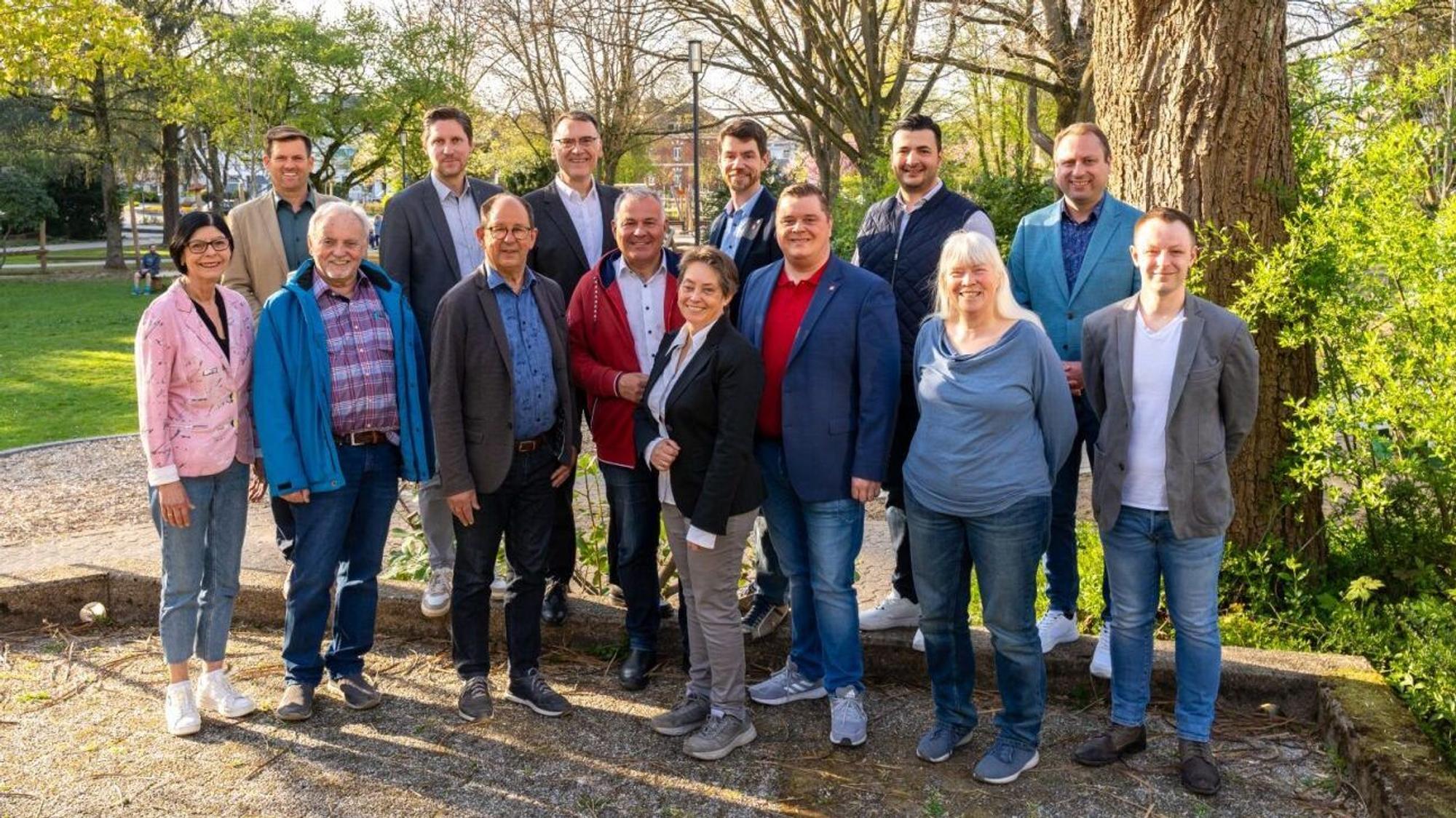 Die SPD Leichlingen hat ihre Kandidatinnen und Kandidaten für die Kommunalwahl aufgestellt. Frank Steffes will wieder Bürgermeister werden.