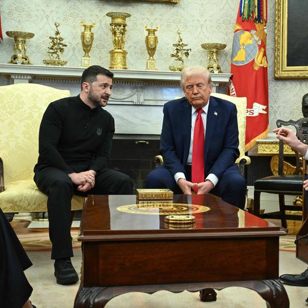 Wolodymyr Selenskyj (v.r.n.l.), Donald Trump und J.D. Vance am 28. Februar im Weißen Haus. Die USA wollen die Ukraine offenbar drängen, weite Teile ihres Territoriums an Russland abzutreten.