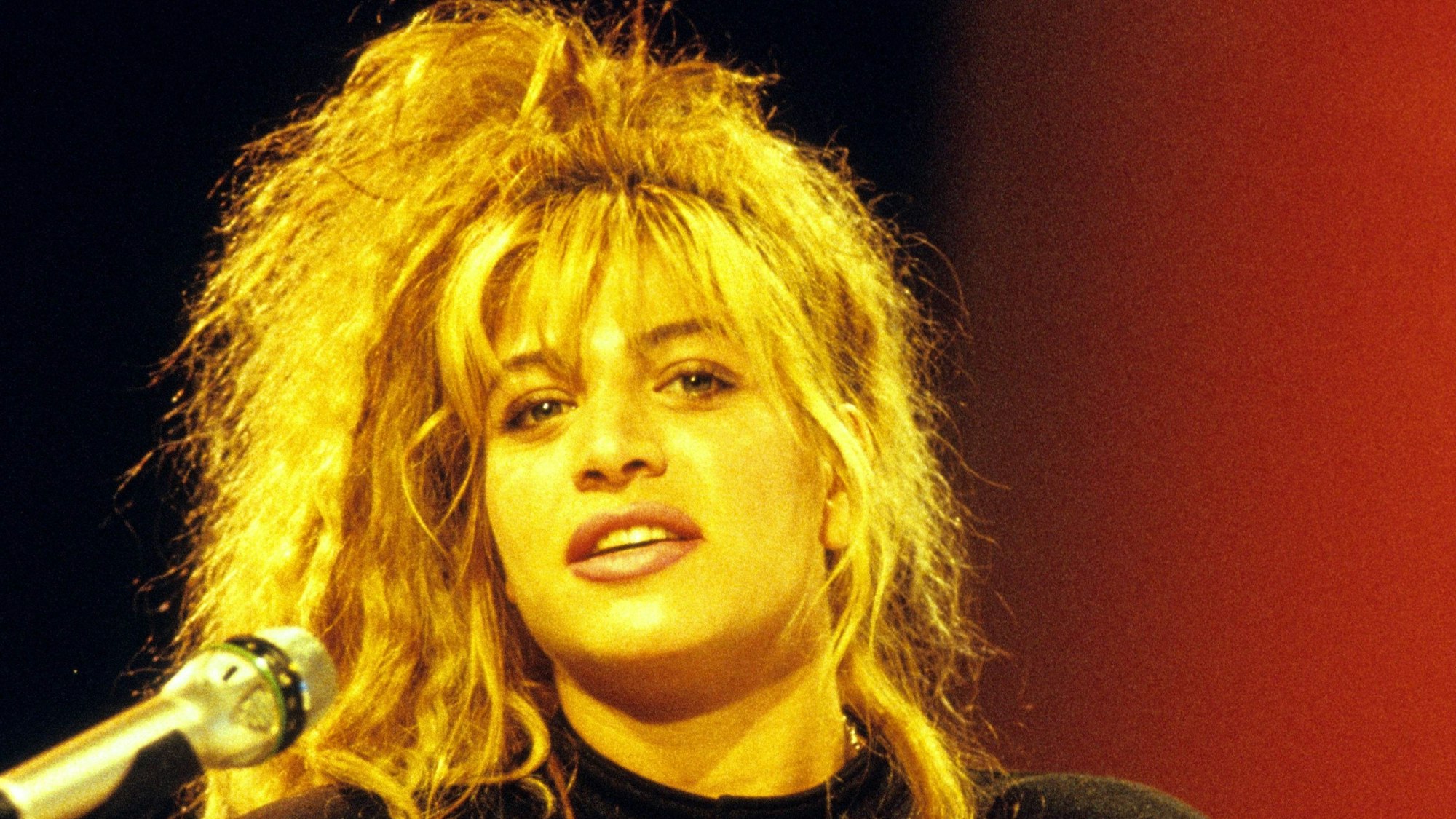 Taylor Dayne bei einem Auftritt in Berlin im Jahre 1988.