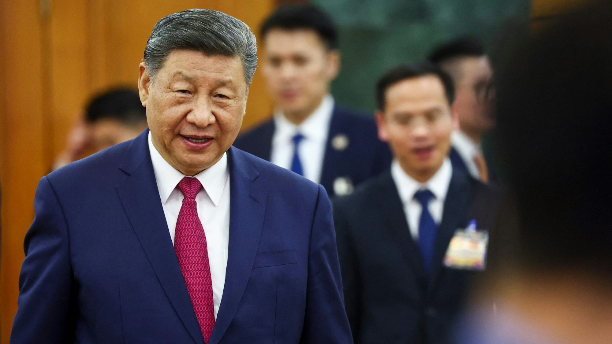 China's President Xi Jinping arrives for a meeting with Vietnam's National Assembly Chairman Tran Thanh Man in Hanoi on April 14, 2025. Chinese leader Xi Jinping warned that protectionism "leads nowhere" and that a trade war would have "no winners", state media said, as he arrived in Vietnam on April 14 on the first leg of a Southeast Asia tour. (Photo by Athit Perawongmetha / POOL / AFP)